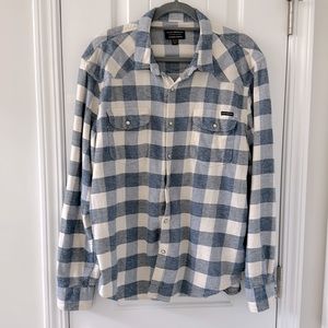 Men’s Button Down size XL